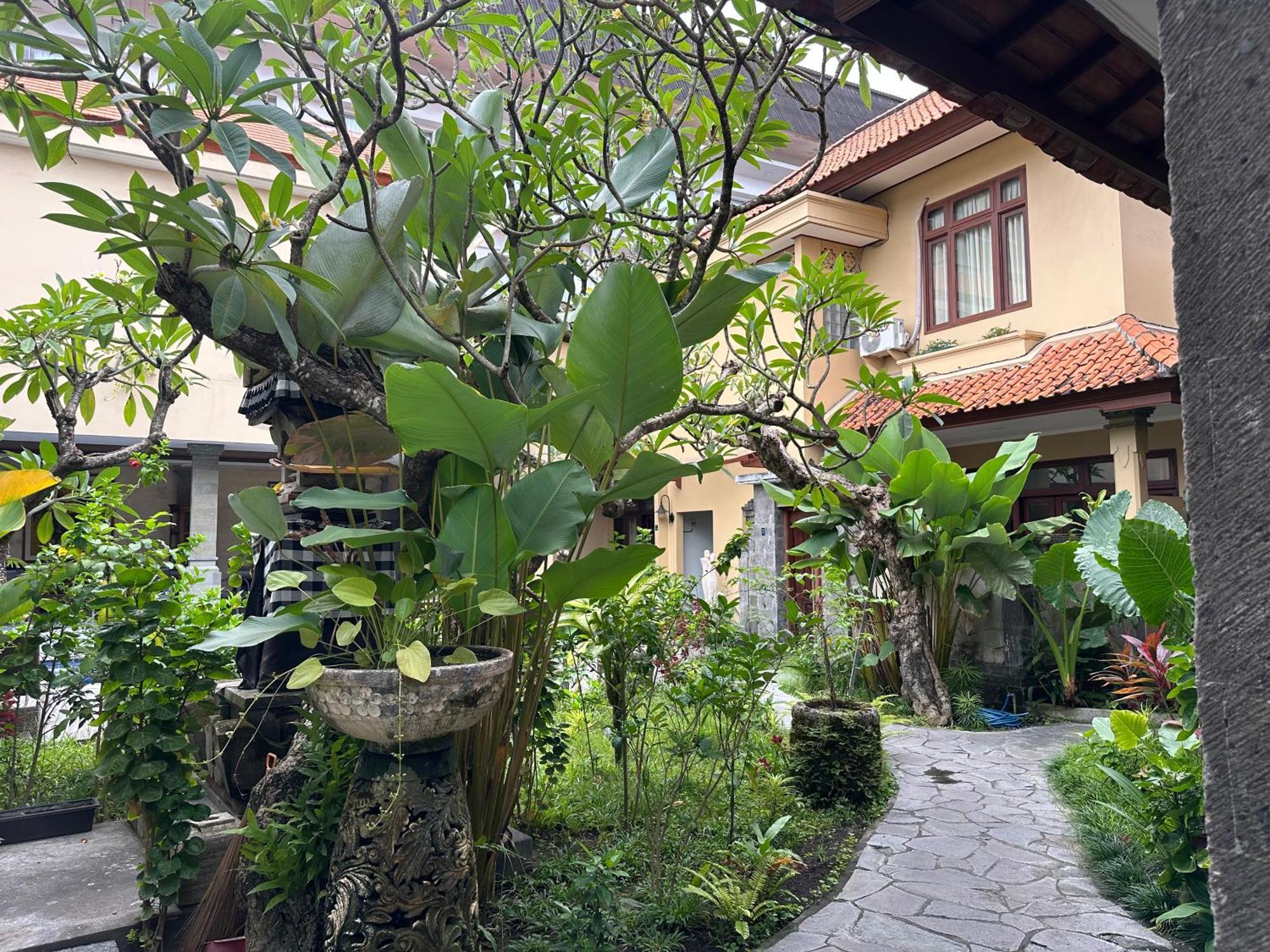 Villa Bunga Hotel Seminyak  Exterior photo
